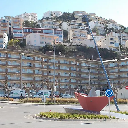 Apartamento 3197 Rocmar 2 1-d, Excelente, Frente Al Puerto Pesquero Y Con Vista A La Bahia. - Es-258-1 *